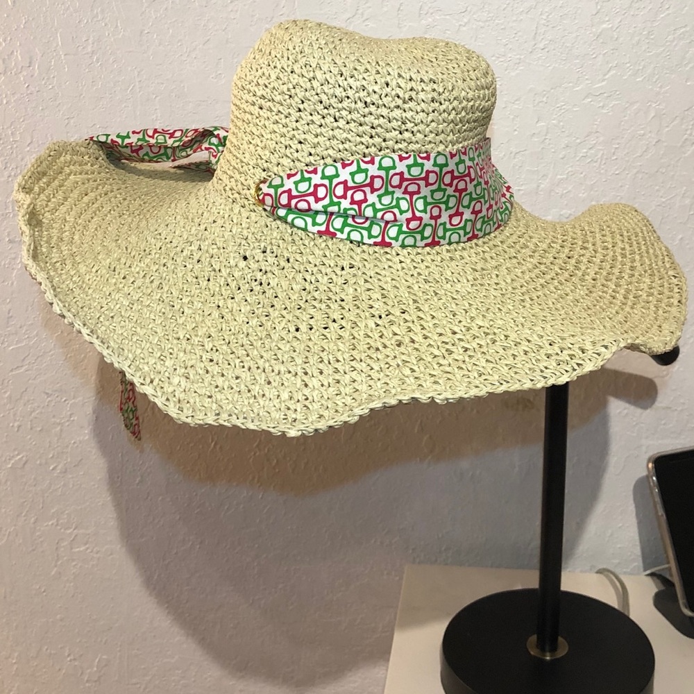 Vineyard Vines wide brim straw hat